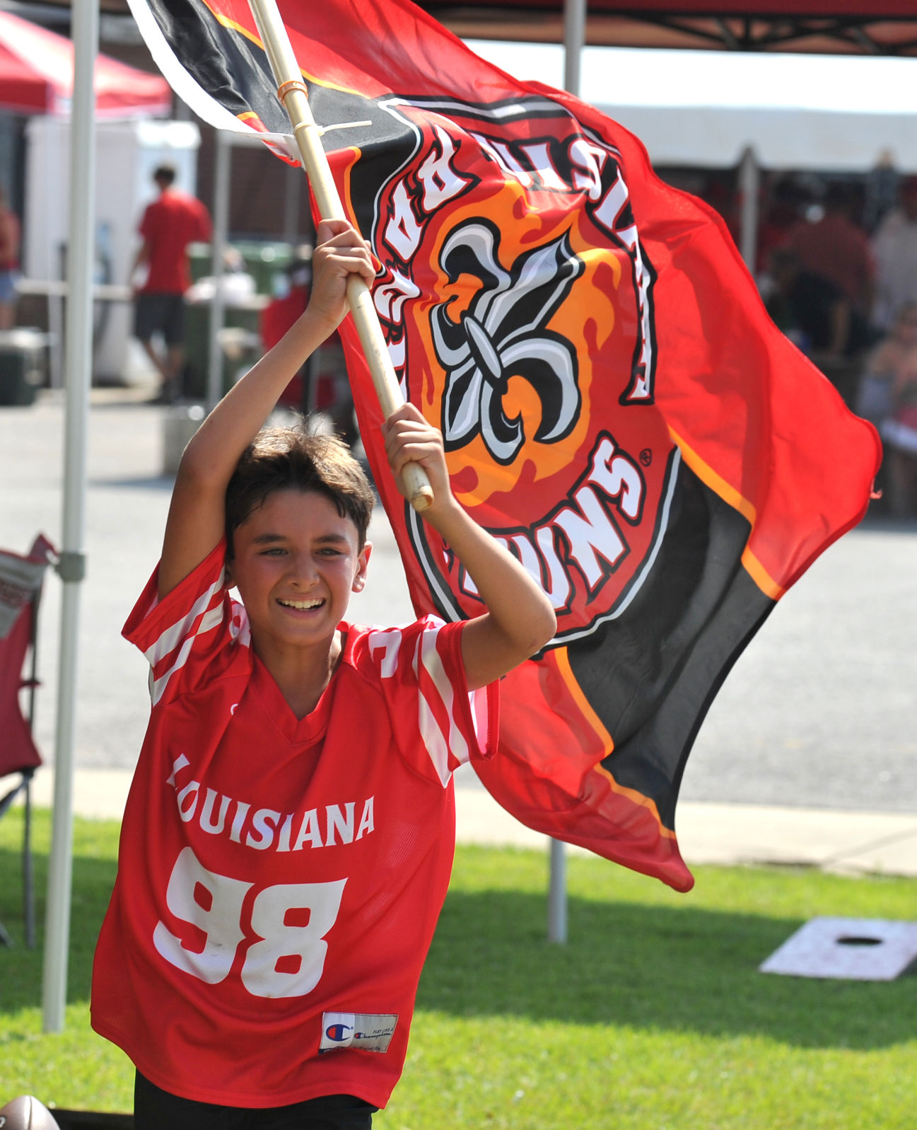 ACA.tailgating001.090819.jpg